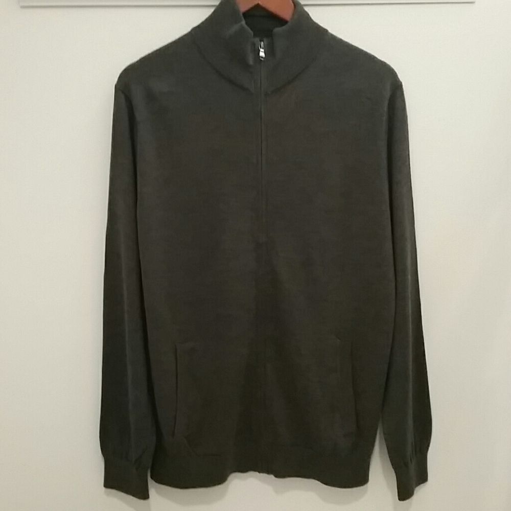 Banana Republic Mock Neck Merino Wool Zip-up
